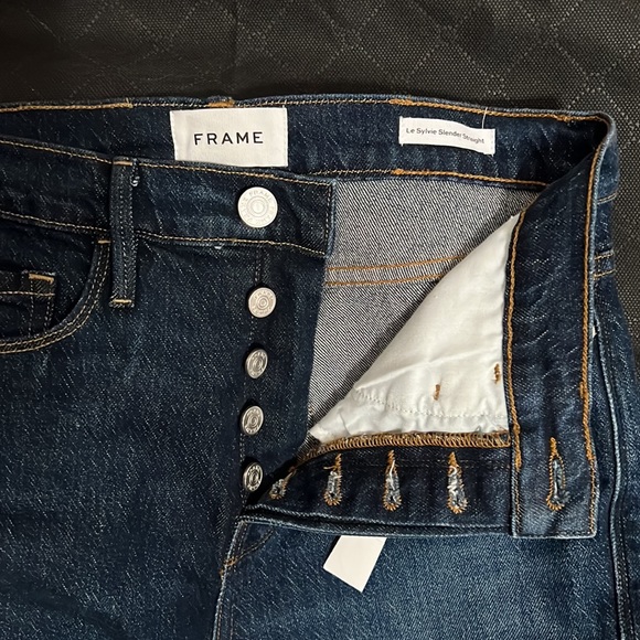 NWT Frame LeSylvie High Rise Straight Fit Button Fly Jeans Size 26 - Picture 6 of 14